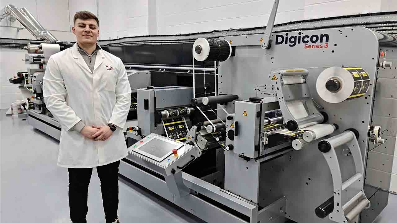 A*i様 Anggi Febriantiページ Sturdy Print installs ABG's Digicon Series 3 | Labels & Labeling